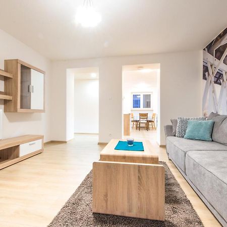 Apartman Razusa Centrum Bańska Bystrzyca Zewnętrze zdjęcie